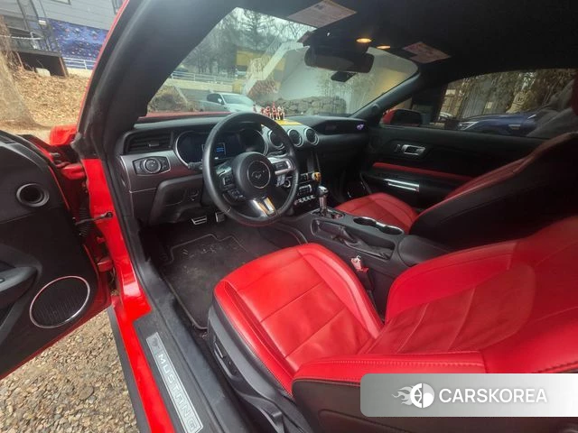 Ford Mustang 2021 Красный из Кореи, фото 3