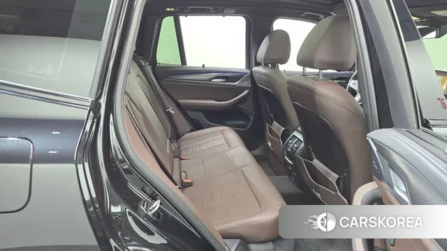 BMW X3 (G01) 2023 Черный из Кореи, фото 3