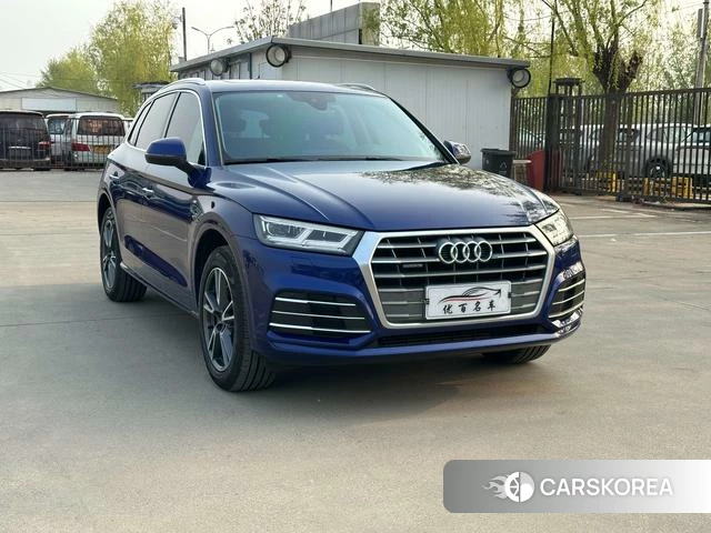 Audi Q5L 2020 Синий из Китая, фото 3