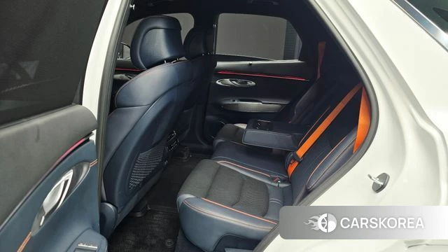 Genesis GV70 2024 Белый из Кореи, фото 3