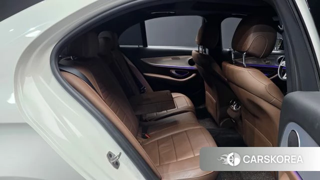 Mercedes-Benz E-Class W213 2020 Белый из Кореи, фото 3