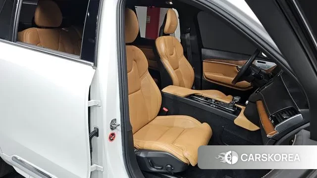 Volvo XC90 second Generation 2020 Белый из Кореи, фото 3