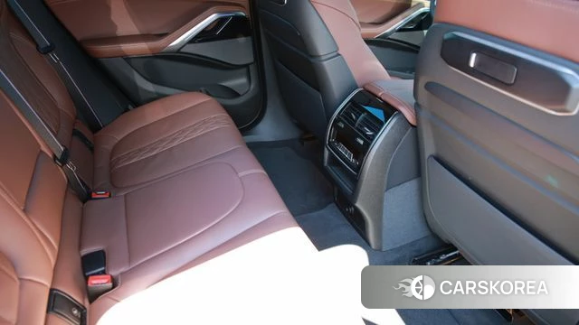 BMW X6 (G06) 2026 Черный из Кореи, фото 3
