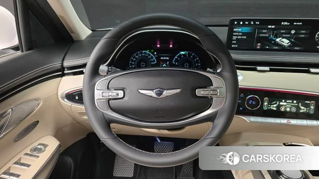Genesis GV70 2023 Белый из Кореи, фото 3