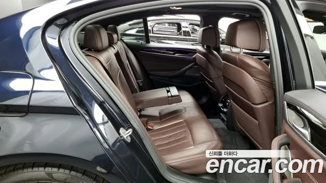 BMW 5 Series (G30) id 2640416 из Кореи 3