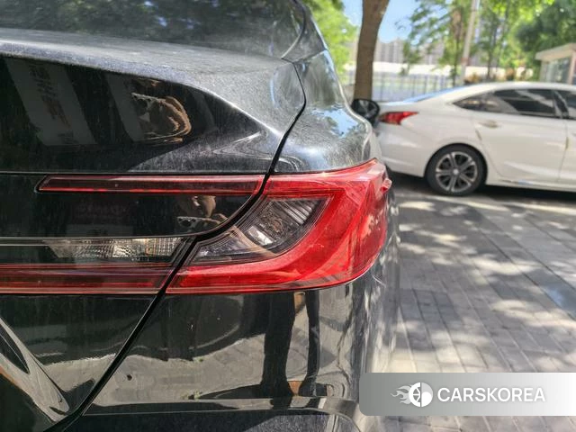 Toyota Camry 2025 Черный из Китая, фото 3