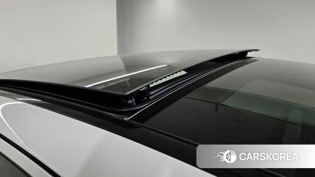 Mercedes-Benz E-Class W214 2024 Белый из Кореи, фото 3