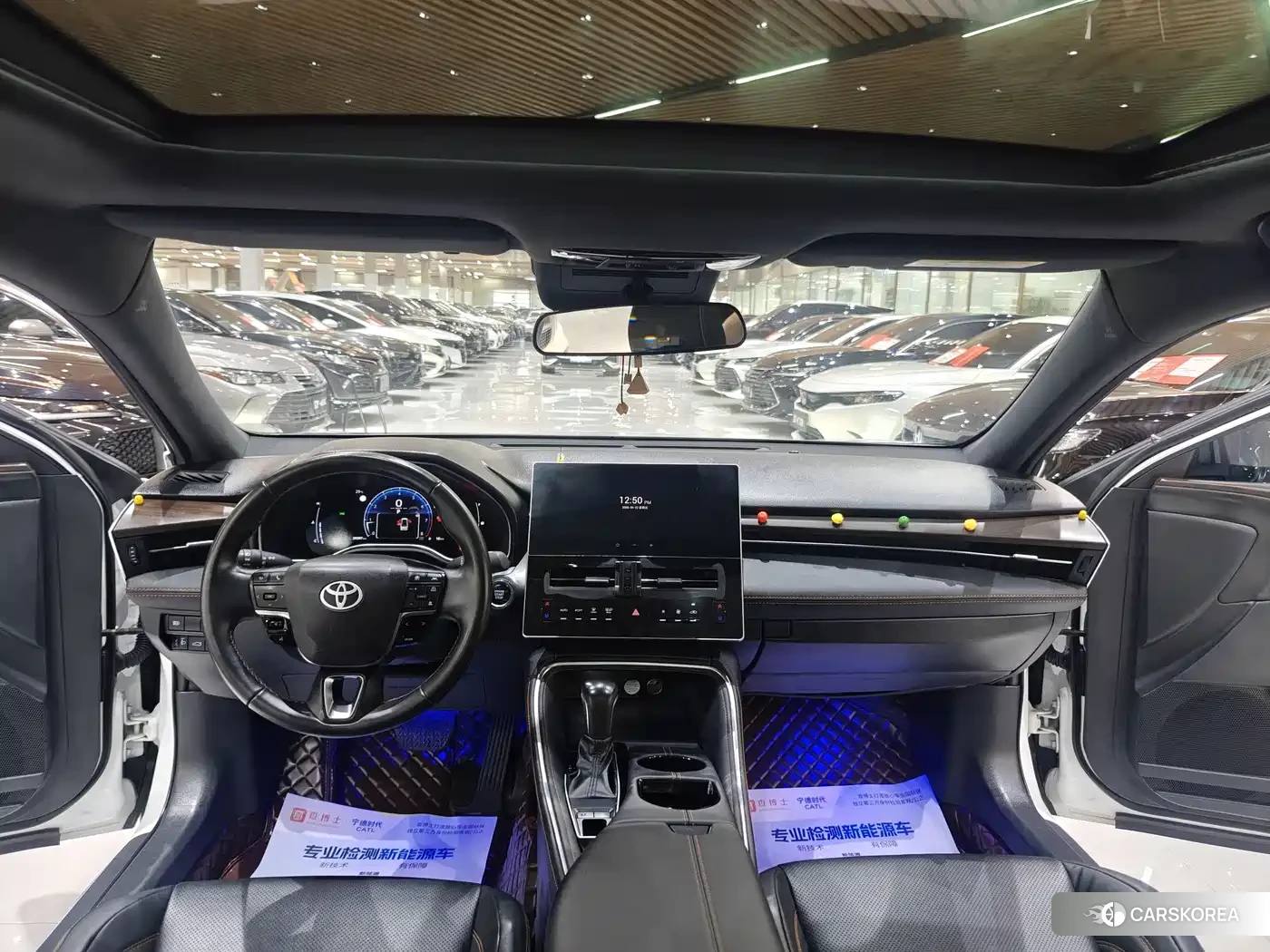 Toyota Avalon 2024 Белый из Китая, фото 3