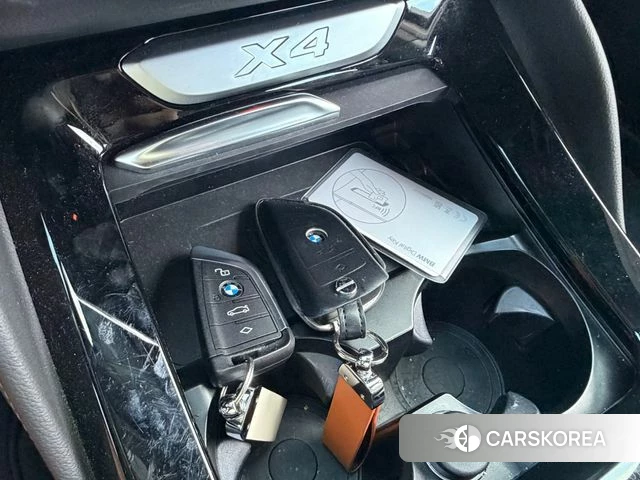 BMW X4 (G02) 2024 Белый из Кореи, фото 3