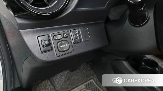 Toyota Prius C 2019 Белый из Кореи, фото 3