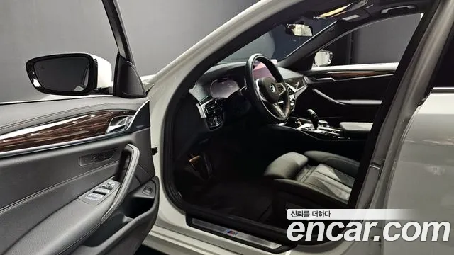 BMW 5 Series (G30) id 2705335 из Кореи 3