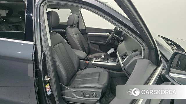 Audi Q5 (FY) 2021 Серый из Кореи, фото 3