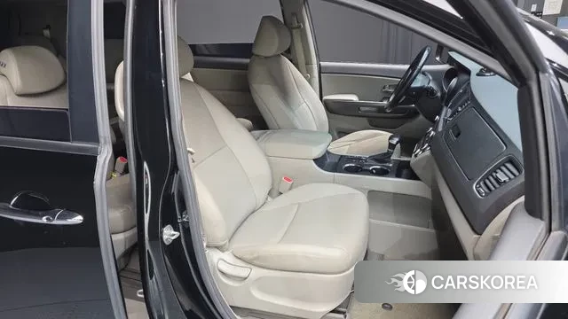 Kia The New Carnival 2018 Черный из Кореи, фото 3