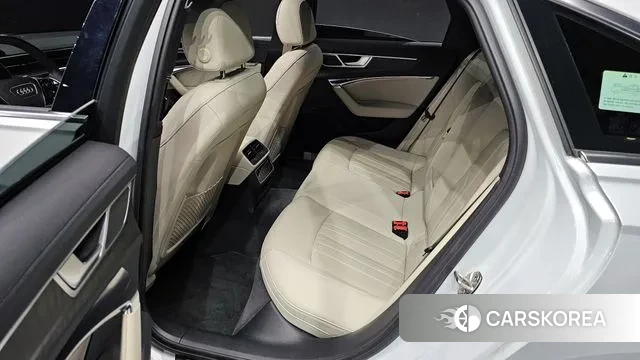 Audi A6 (C8) 2023 Белый из Кореи, фото 3