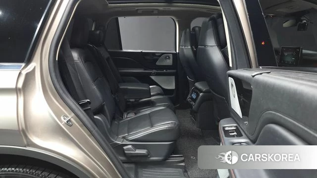 Lincoln Aviator 2nd generation 2021 Песочный из Кореи, фото 3