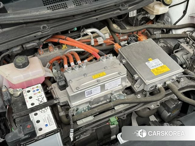 Xiaopeng Motors Xiaopeng G3 2023 Белый из Китая, фото 3