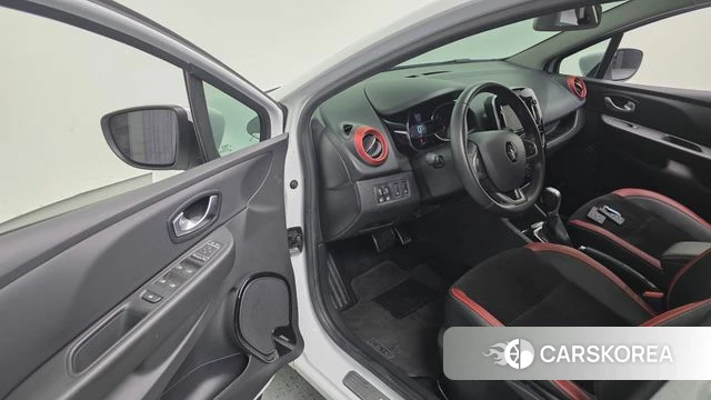 Renault Korea (Samsung) Clio 2019 Белый из Кореи, фото 3