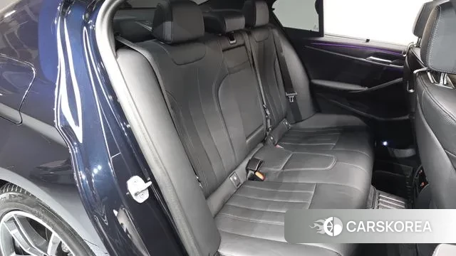 BMW 5 Series (G30) 2023 Черный из Кореи, фото 3