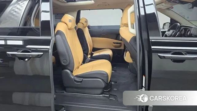 Kia Carnival 4th generation 2022 Черный из Кореи, фото 3