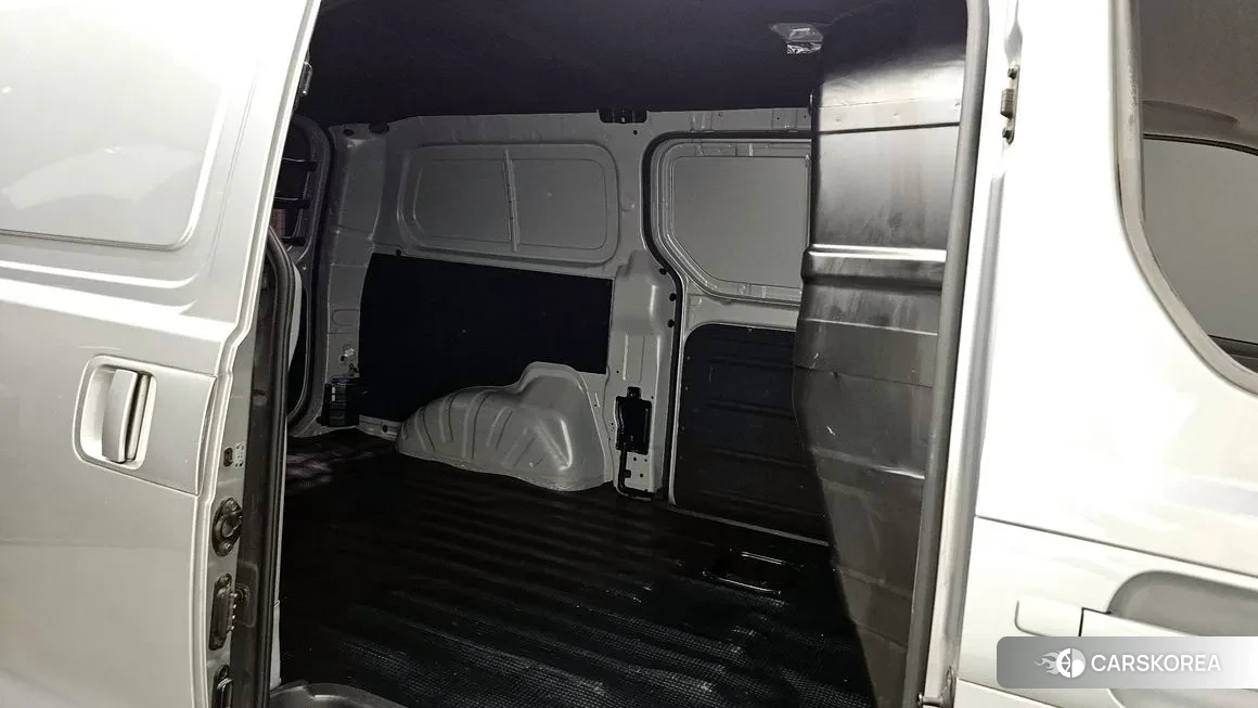 Hyundai The New Grand Starex 2018 Серебряный из Кореи, фото 3