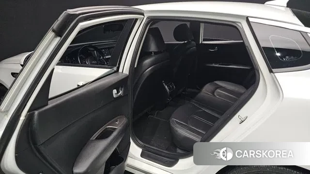 Kia The New K5 2nd generation 2019 Белый из Кореи, фото 3