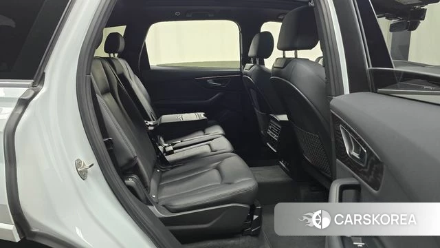 Audi Q7 (4M) 2021 Белый из Кореи, фото 3