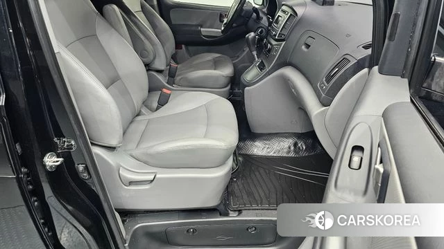 Hyundai Grand Starex 2018 Черный из Кореи, фото 3