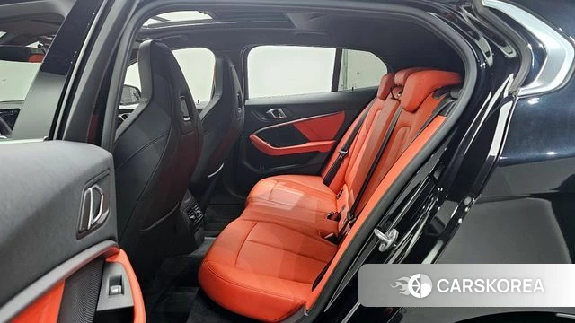 BMW 1 Series (F40) 2022 Черный из Кореи, фото 3