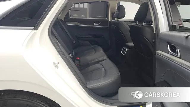 Kia The New K5 3rd generation 2024 Белый из Кореи, фото 3