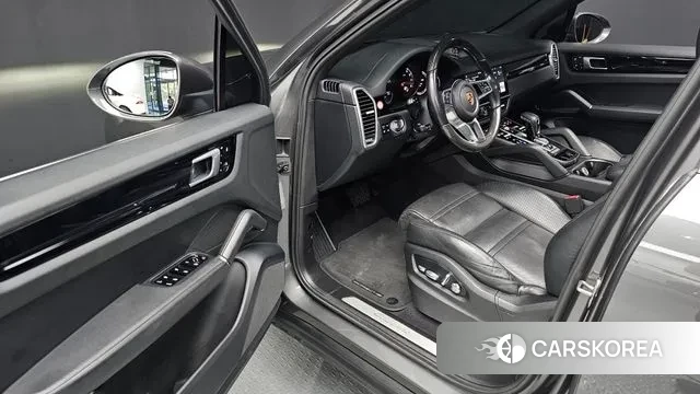 Porsche Cayenne (PO536) 2019 Серый из Кореи, фото 3