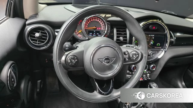 Mini Cooper 2019 Коричневый из Кореи, фото 3