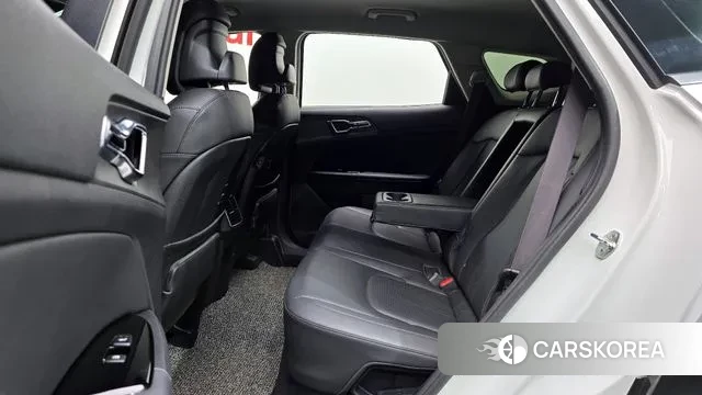 Kia Sportage 5th Generation Hybrid 2024 Белый из Кореи, фото 3