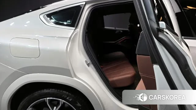 BMW X6 (G06) 2022 Белый из Кореи, фото 3