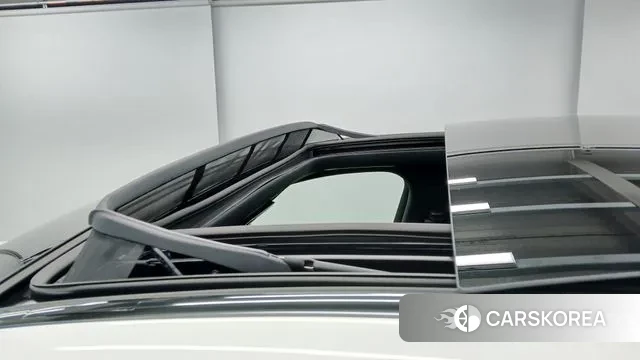 Mercedes-Benz E-Class W214 2025 Белый из Кореи, фото 3