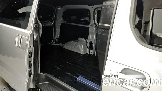 Hyundai The New Grand Starex id 2672054 из Кореи 3