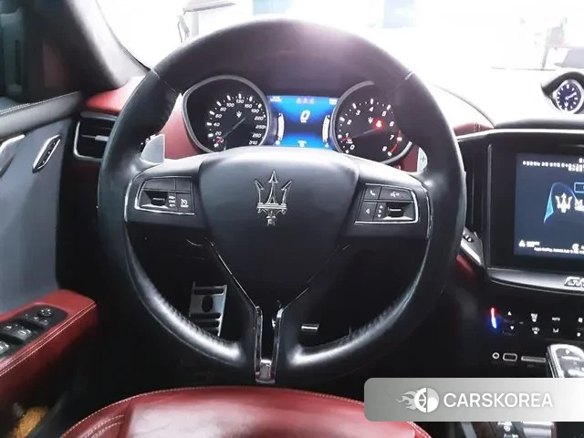 Maserati Ghibli 2019 Синий из Кореи, фото 3