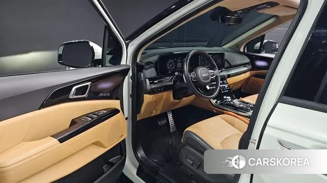 Kia Carnival 4th generation 2023 Белый из Кореи, фото 3