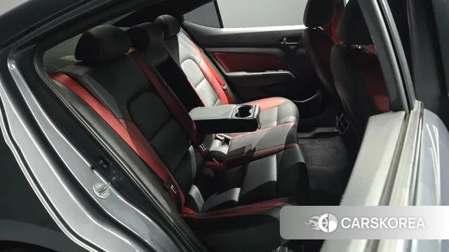 Hyundai Avante AD 2018 Серый из Кореи, фото 3