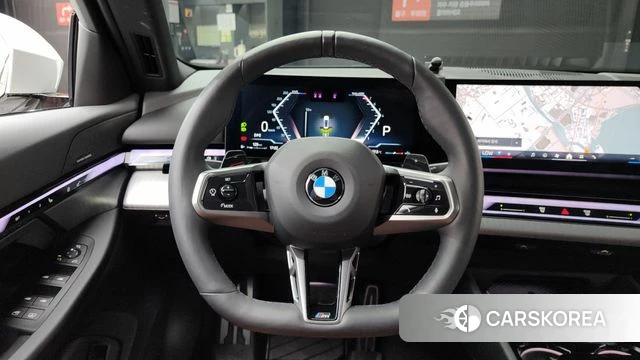 BMW 5 Series (G60) 2024 Белый из Кореи, фото 3