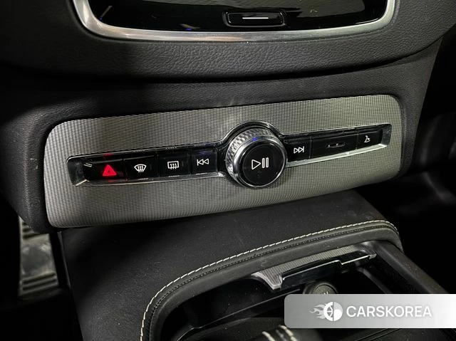 Volvo XC90 second Generation 2021 Белый из Кореи, фото 3