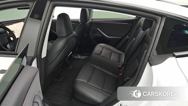 Tesla Model 3 2025 Белый из Кореи, фото 3