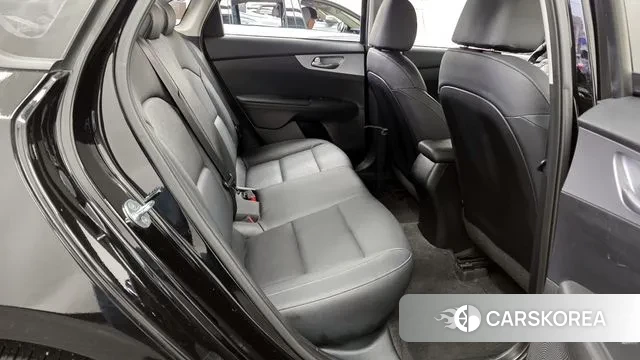 Kia The New K3 2nd generation 2022 Черный из Кореи, фото 3