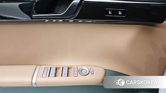 Hyundai Grandeur Hybrid (GN7) 2023 Белый из Кореи, фото 3