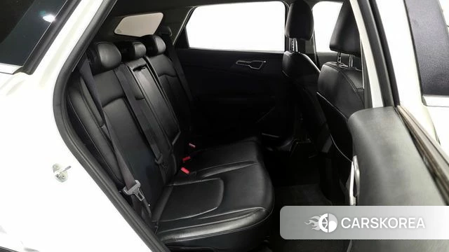 Kia Sportage 5th Generation 2021 Белый из Кореи, фото 3