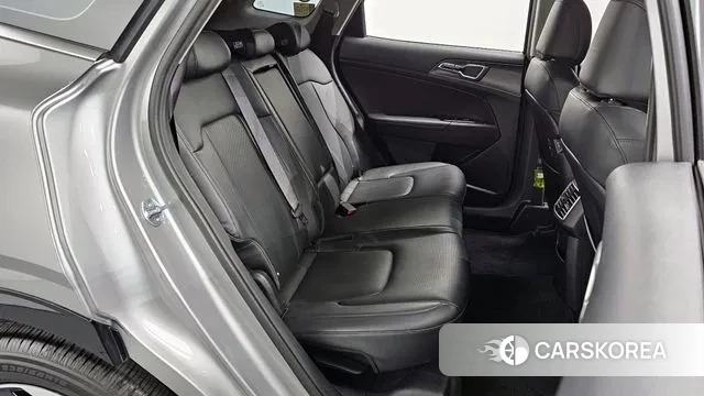Kia Sportage 5th Generation 2021 Серебристо-серый из Кореи, фото 3