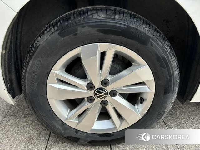 Volkswagen Polo 2021 Белый из Китая, фото 3