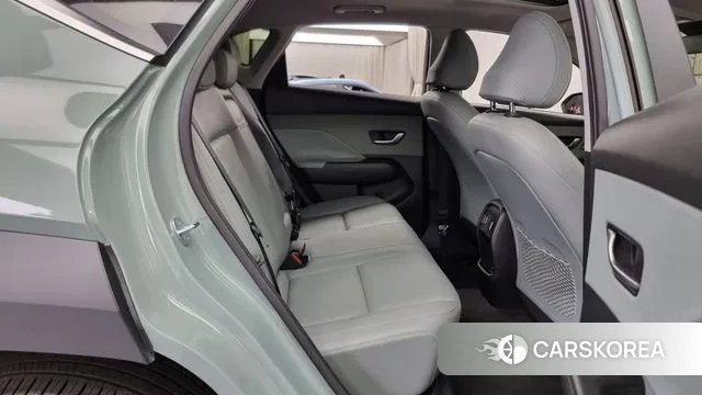 Hyundai Kona (SX2) 2023 Цвет галактики из Кореи, фото 3
