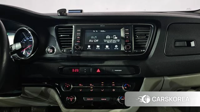 Kia The New Carnival 2018 Черный из Кореи, фото 3
