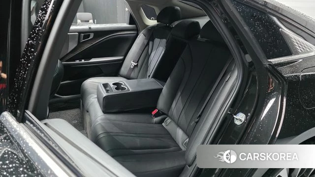 Kia K8 2022 Черный из Кореи, фото 3