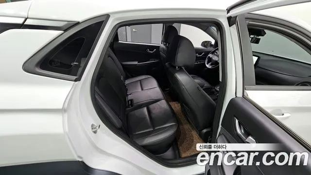 Hyundai The New Kona 2021 Белый из Кореи, фото 3